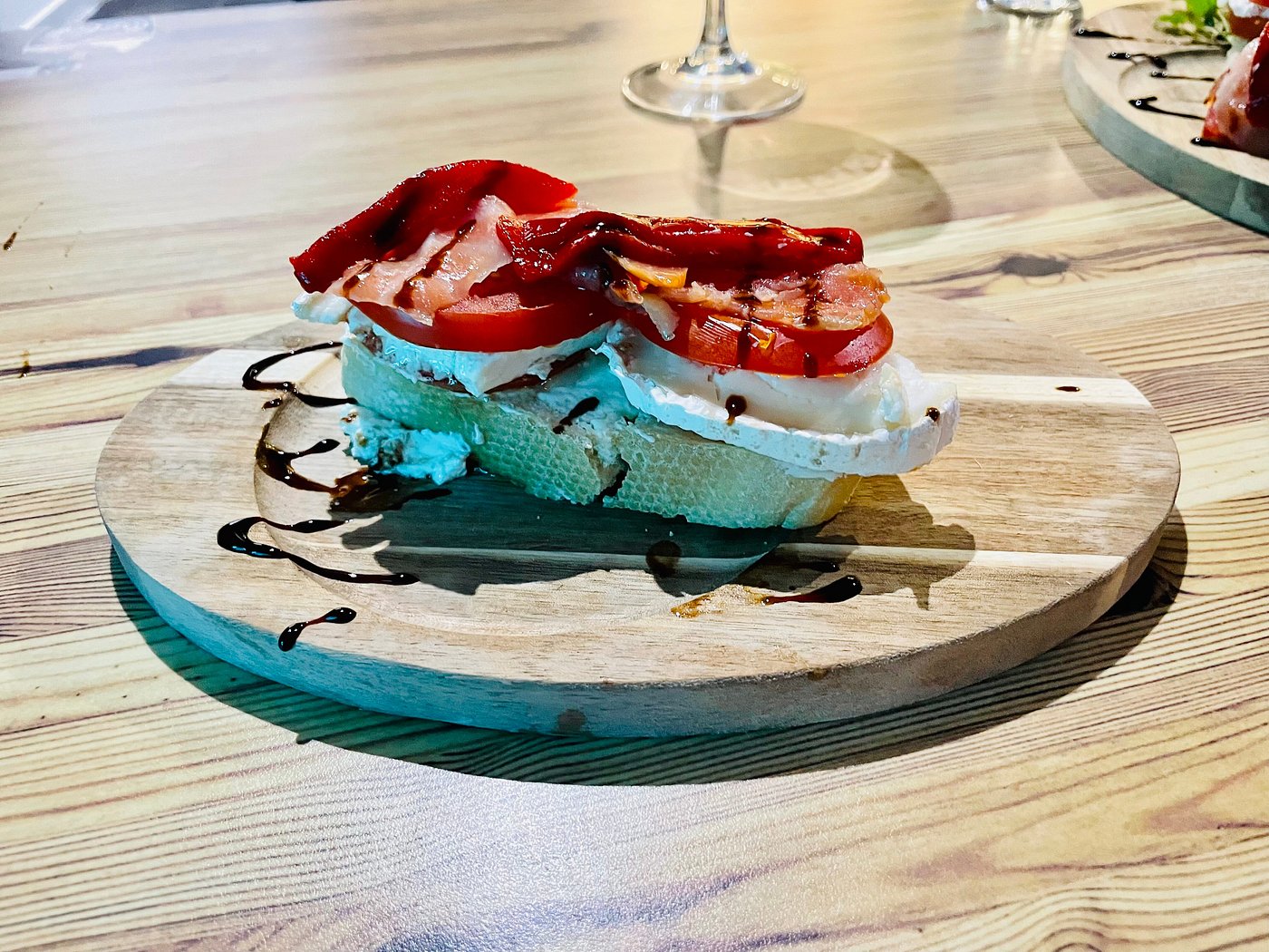 Tosta Premium de Jamón Ibérico con Tomate