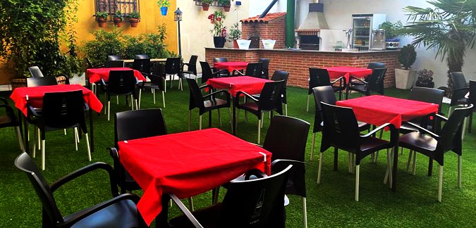 Terraza y jardín de El Jardín del Virrey